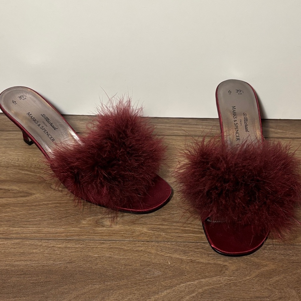 Women’s Marks & Spencer Vintage Style Feather and Satin Kitten Heel Mules